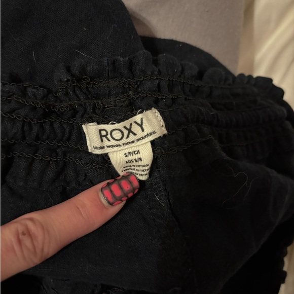 Roxy Midnight Black Skirt - Picture 1 of 3